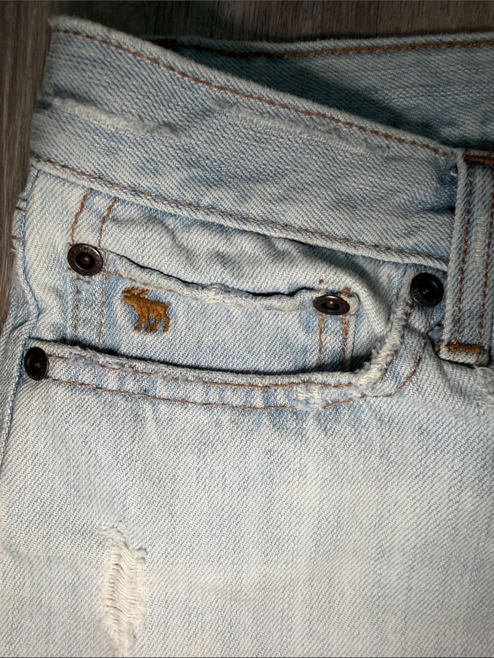 Abercrombie & Fitch Vintage Light Blue Distressed Denim Mini Skirt Size 6 - Picture 3 of 10